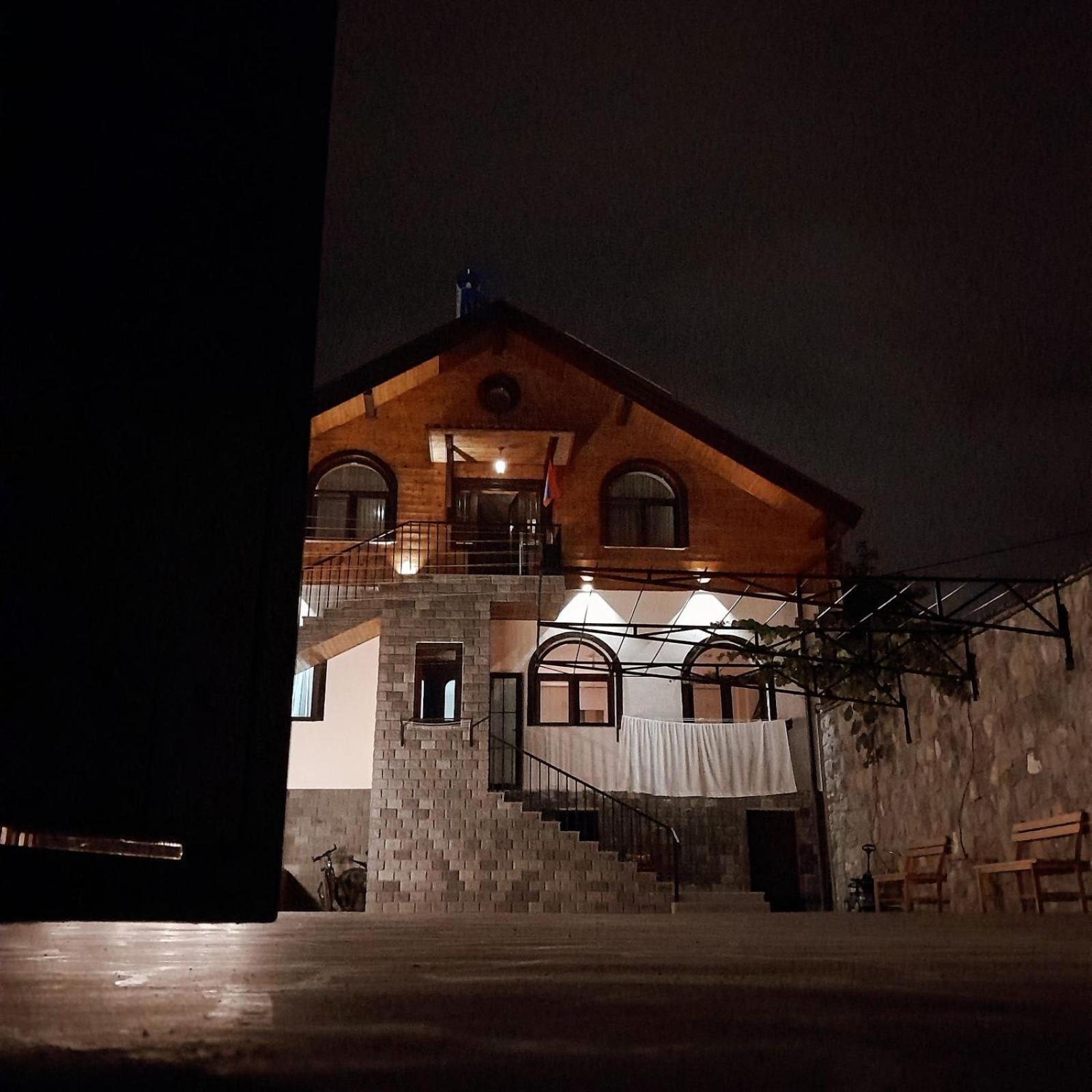 Noy Guest House B&B Vanadzor Exterior foto